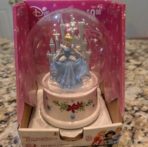DISNEY Princess CINDERELLA Snow Globe Musical CHRISTMAS Holiday Gemmy